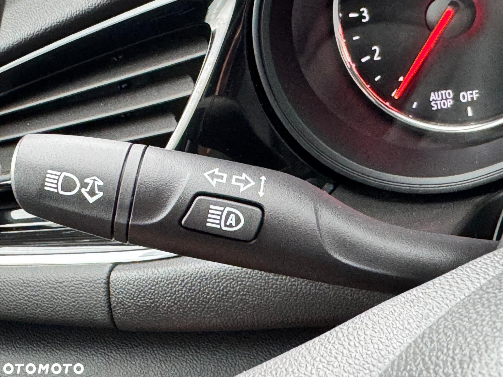 Opel Insignia 2.0 CDTI automatik Business Innovation - 38