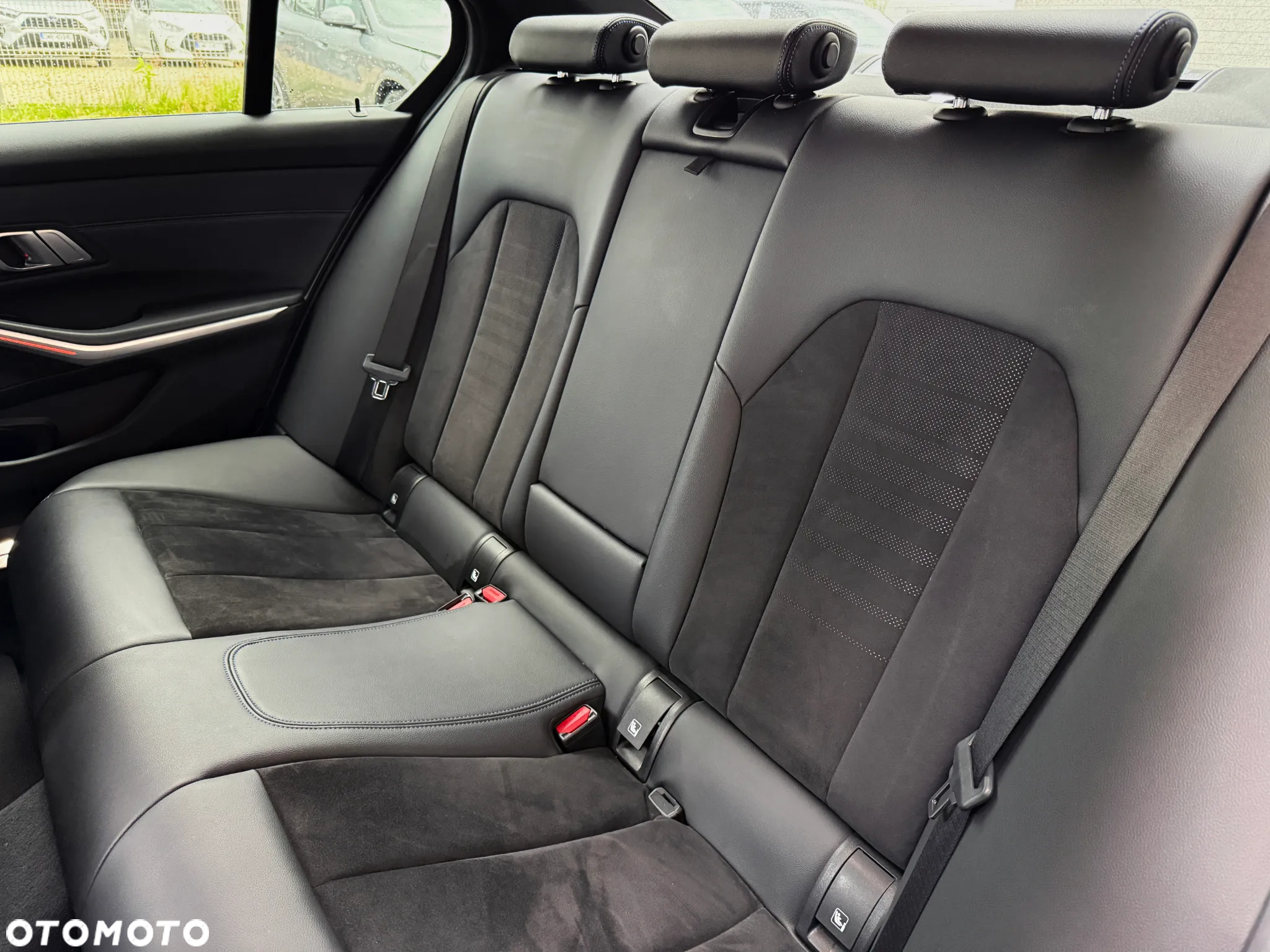 BMW Seria 3 320d xDrive M Sport sport - 28