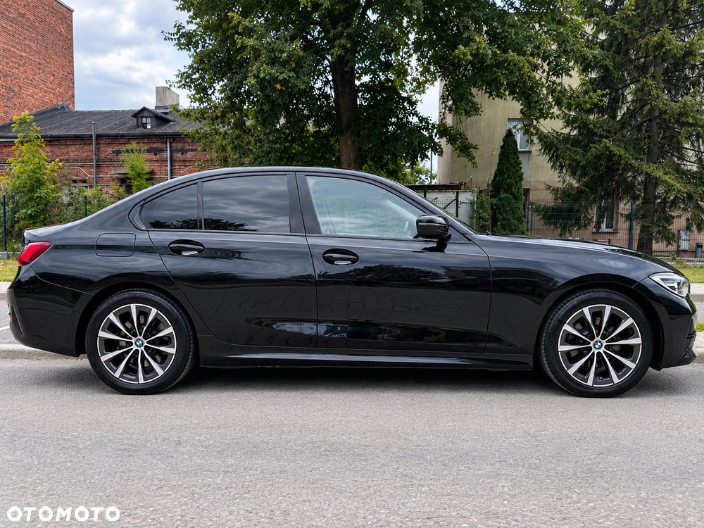 BMW Seria 3 320e Luxury Line sport - 15