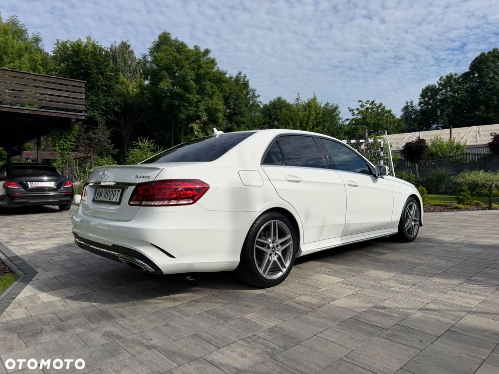 Mercedes-Benz Klasa E 350 4Matic 7G-TRONIC - 27