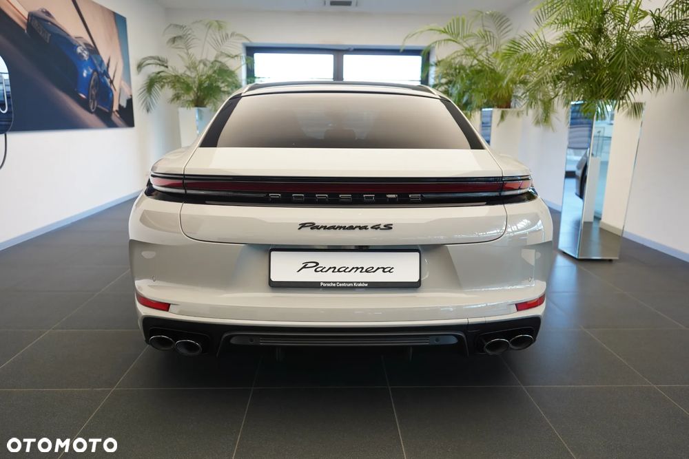 Porsche Panamera - 5