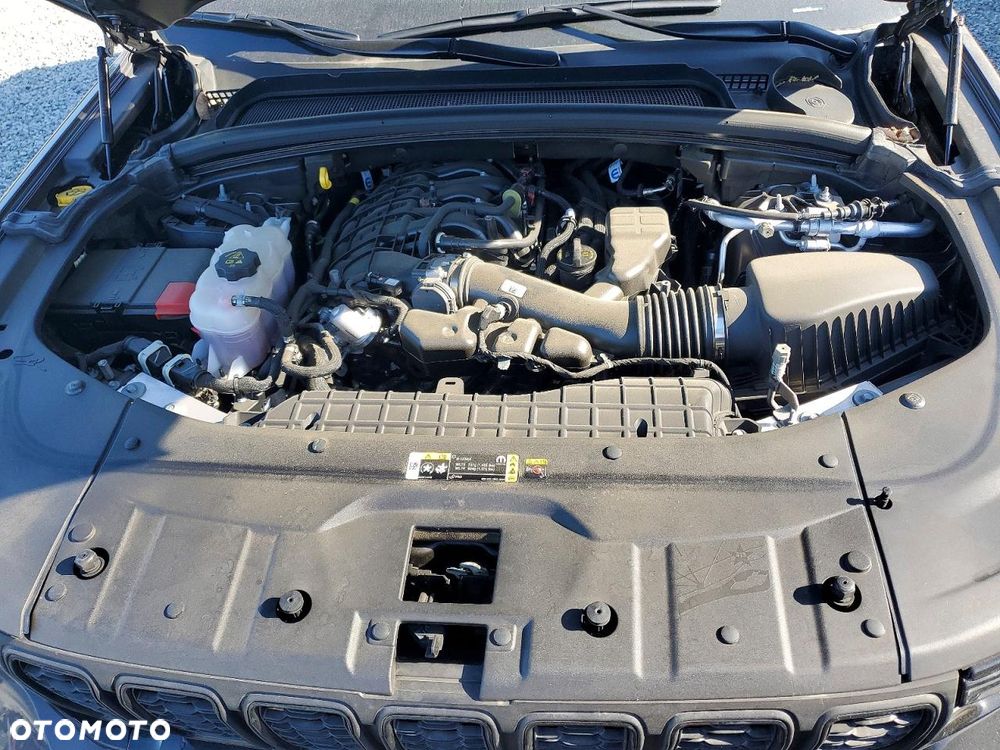 Jeep Grand Cherokee - 13