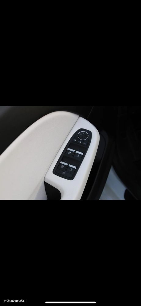 Renault Clio 1.6 E-Tech Edition One - 10