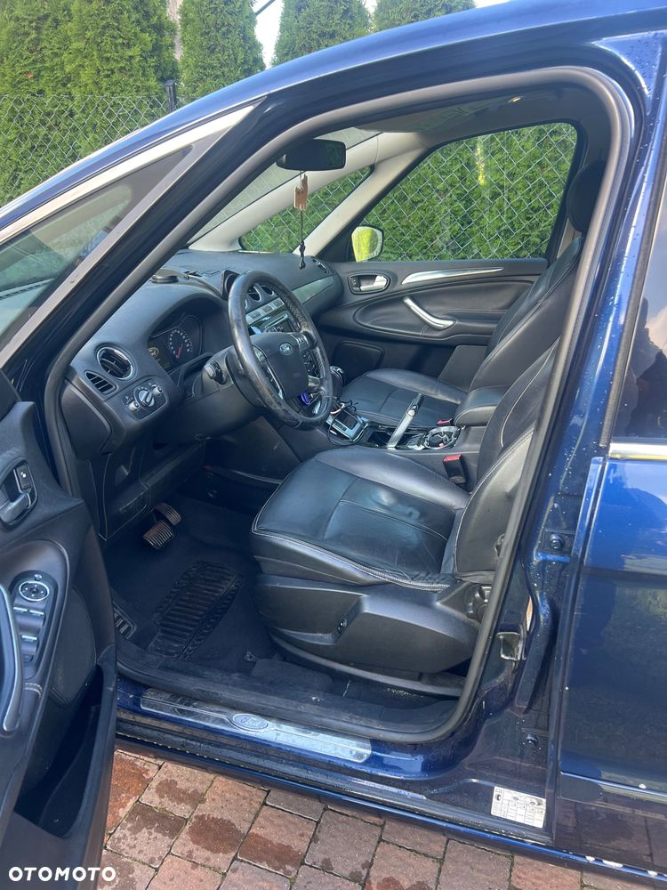 Ford S-Max 2011 photo 3