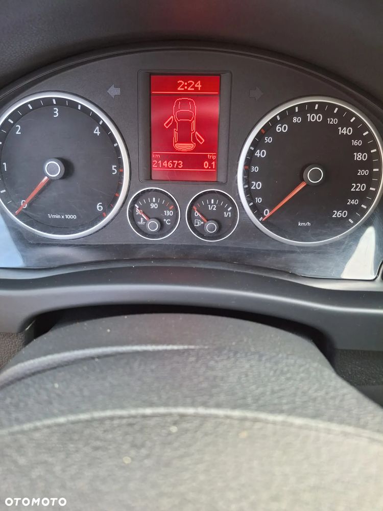 Volkswagen Tiguan - 24