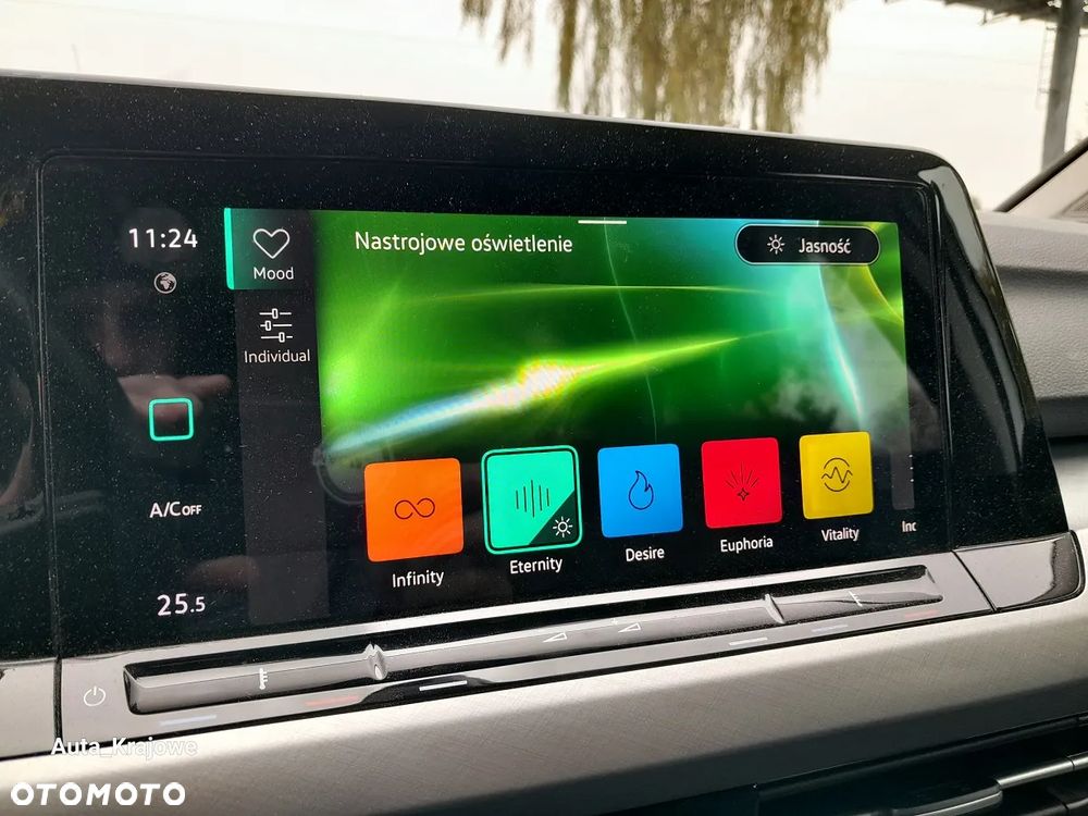 Volkswagen Golf 1.5 eTSI EVO Life DSG - 21