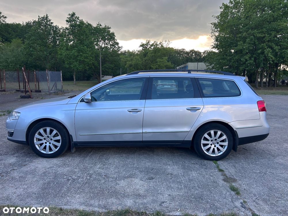 Volkswagen Passat 2.0 TDI Comfortline DSG - 8