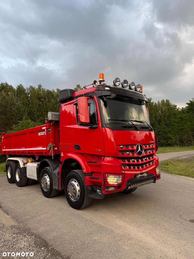 Mercedes-Benz Arocs 4148 8x4 - 12