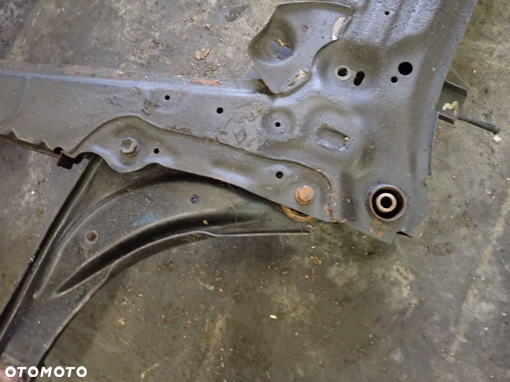 SANKI WÓZEK KOŁYSKA NISSAN JUKE 1.5 DCI - 6