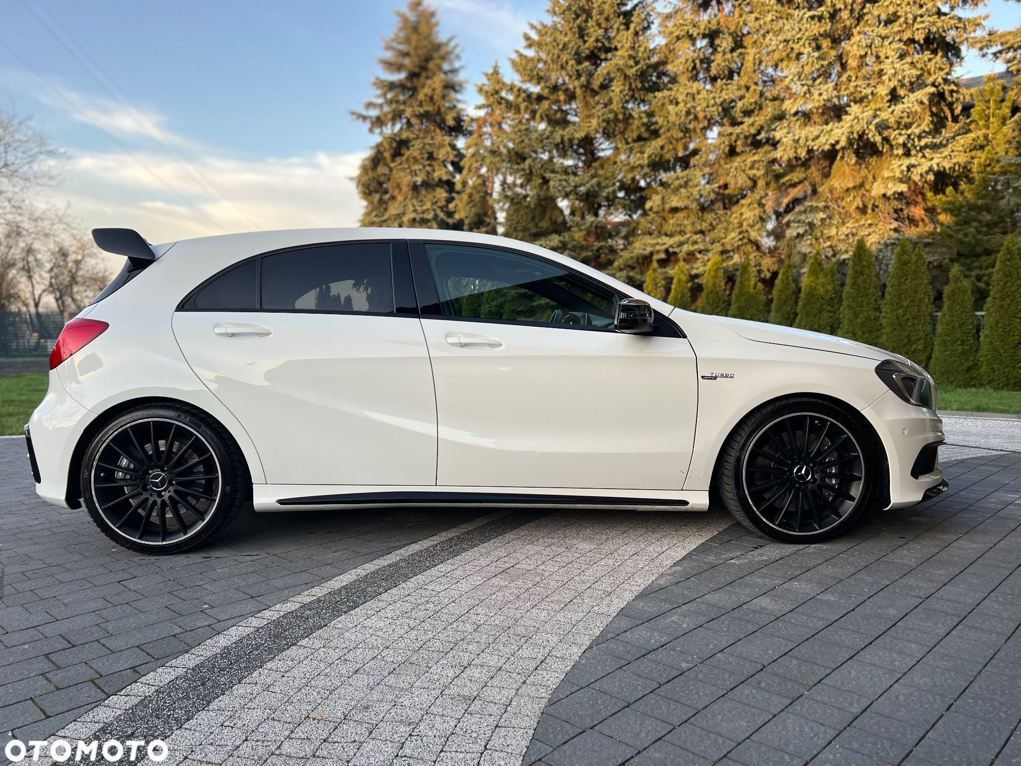 Mercedes-Benz Klasa A 45 AMG 4-Matic - 32