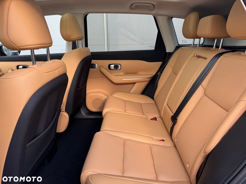 Leapmotor C10 81.9 kWh ProMax AWD Design - 13