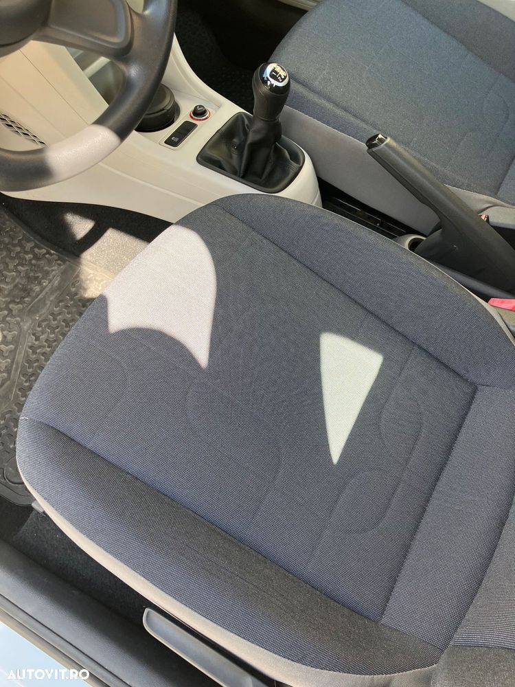 Volkswagen up! 1.0 Move - 32