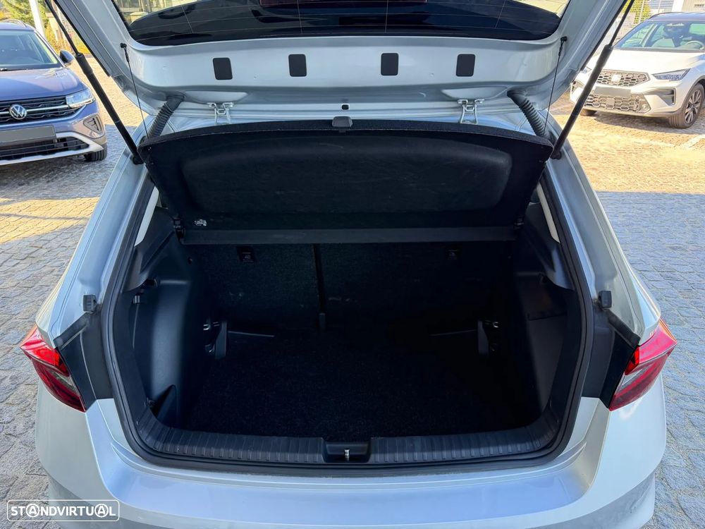 Skoda Fabia 1.0 TSI Selection DSG - 18