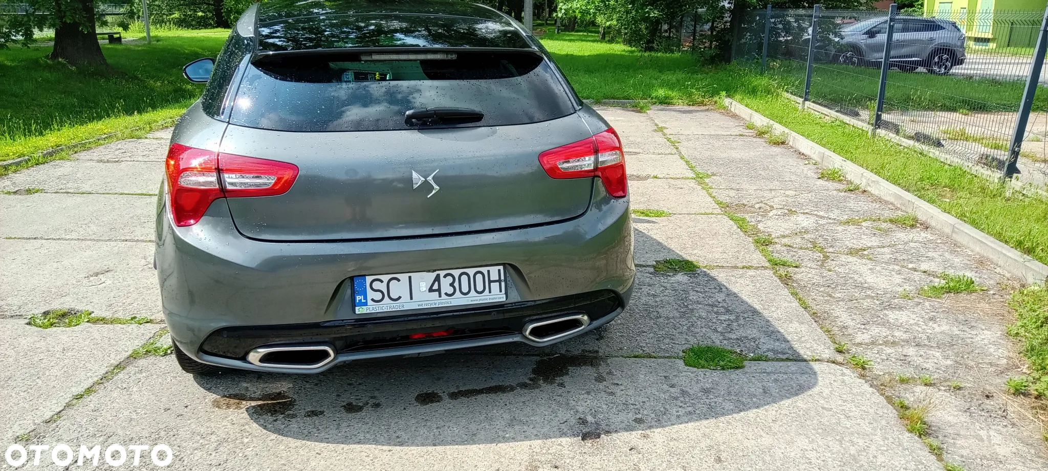 Citroën DS5 e-HDi 115 EGS6 SoChic - 8