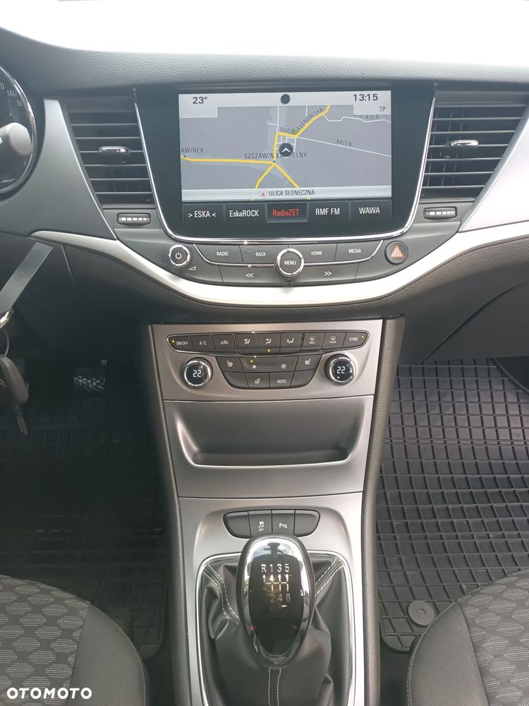 Opel Astra 1.4 T Elite - 17