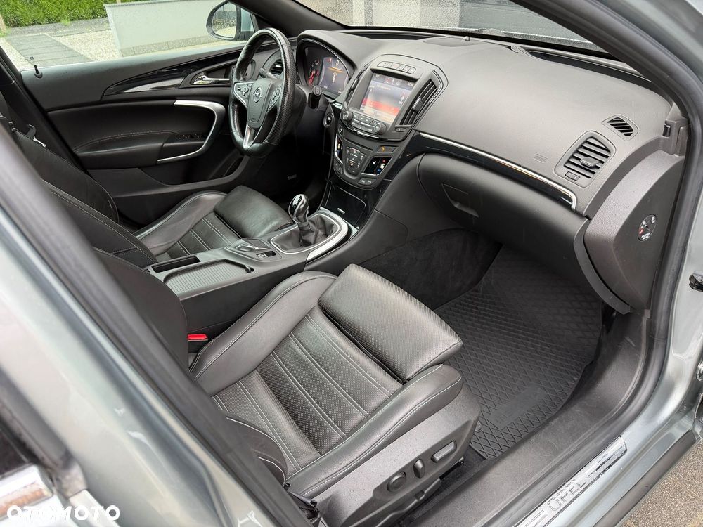 Opel Insignia - 24
