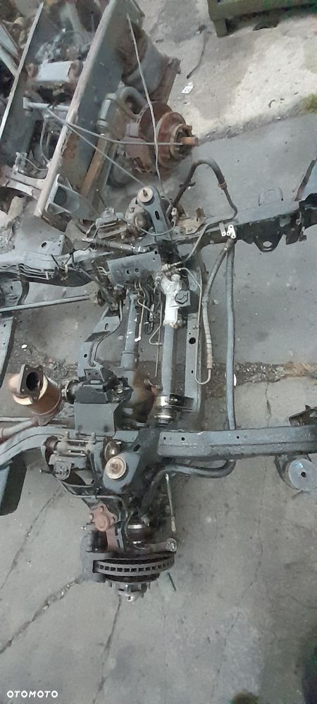 Zawieszenie przednie ISUZU D-MAX II 2 !! Bez przekładni kierowniczej !! - 1