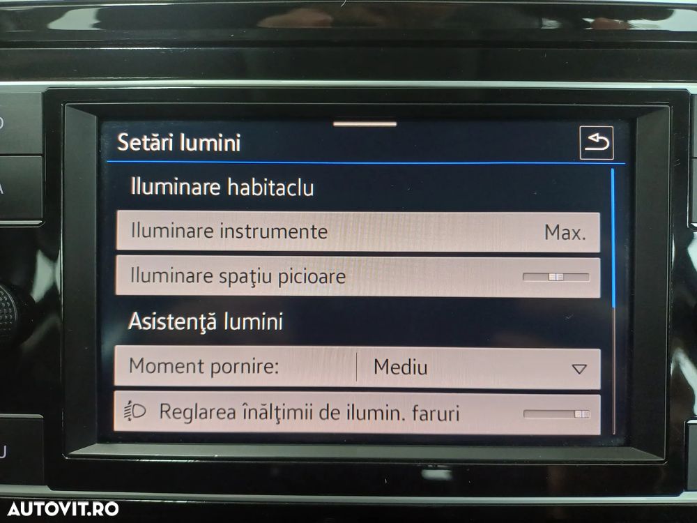 Volkswagen Passat Variant 2.0 TDI DSG Highline - 22