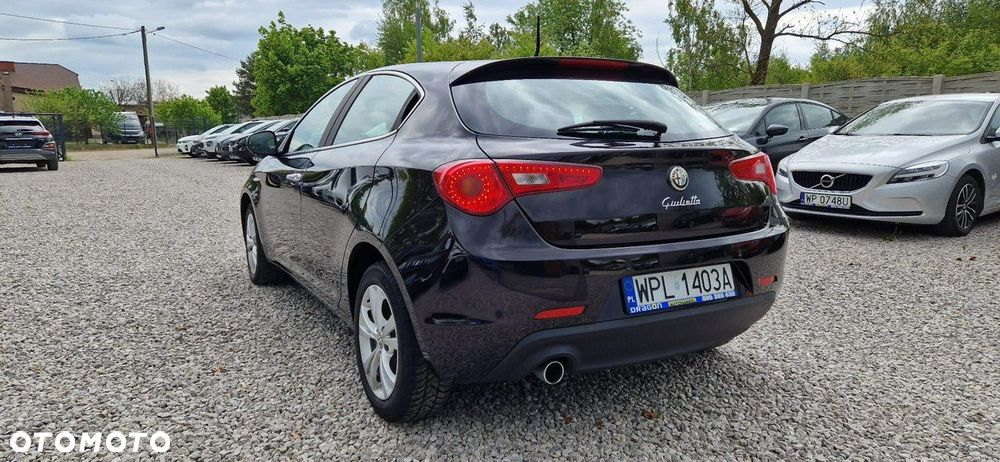 Alfa Romeo Giulietta - 8