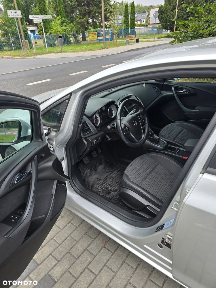 Opel Astra 1.4 T EU6 - 13