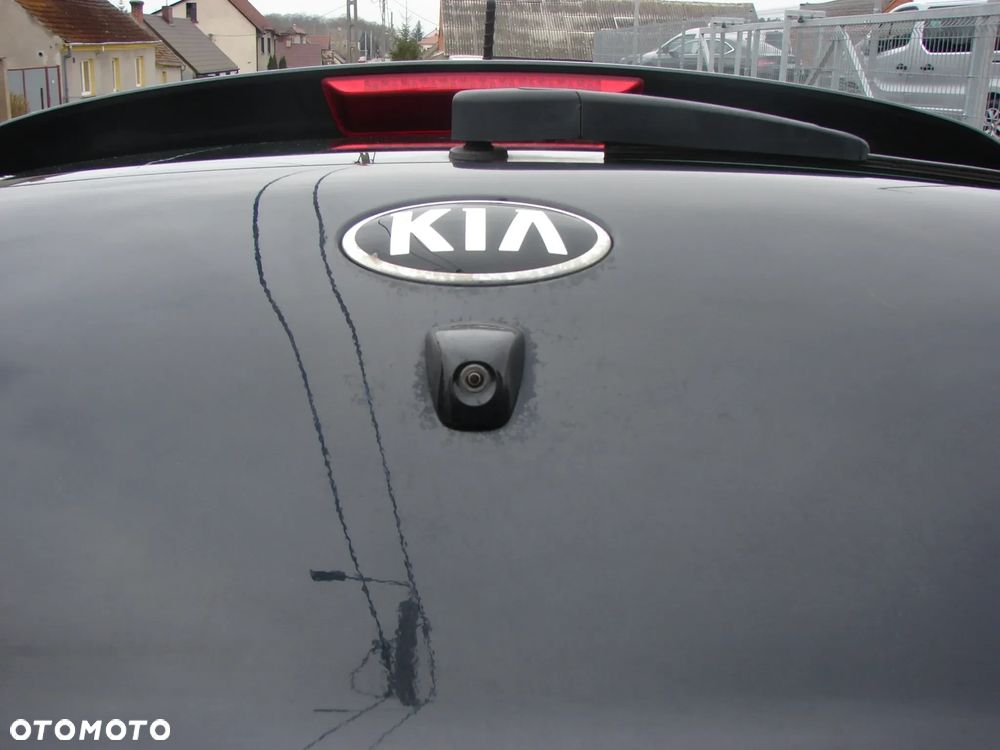Kia Ceed 1.6 CRDi M - 10