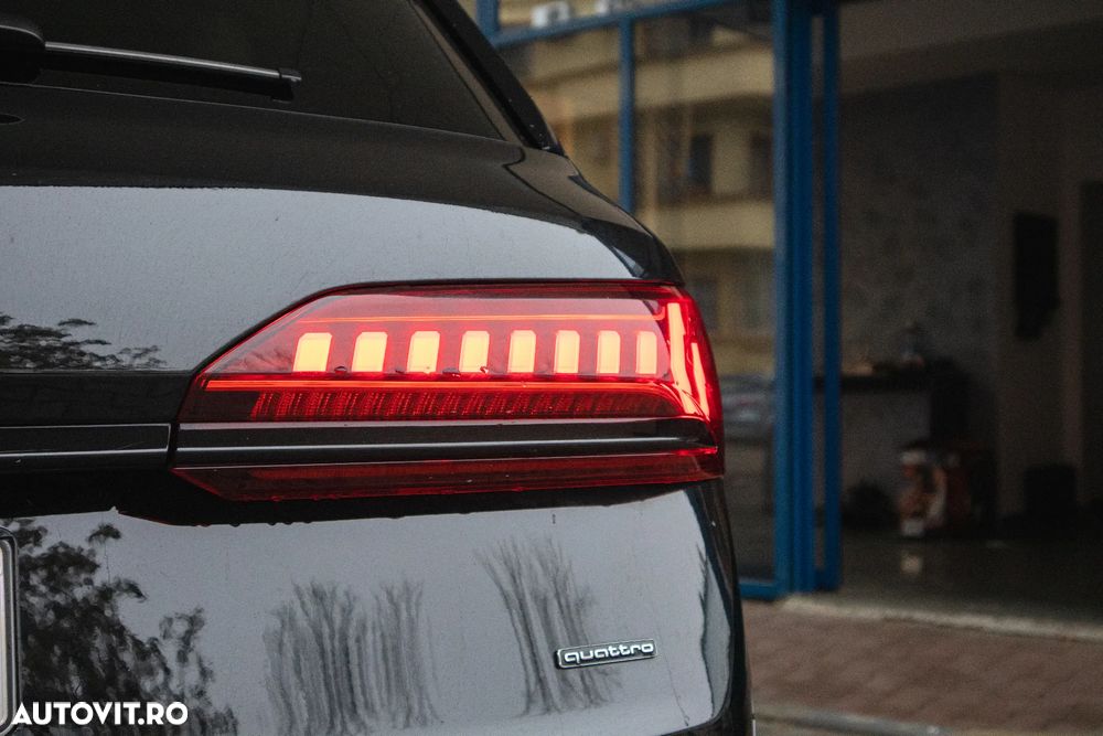 Audi Q7 3.0 55 TFSIe quattro Tiptronic S Line - 7