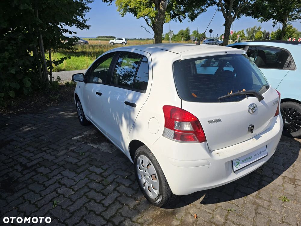 Toyota Yaris 1.0 Active - 3