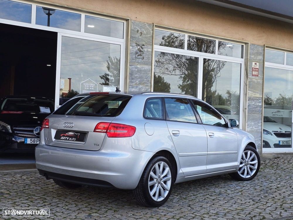 Audi A3 Sportback 1.6 TDI Attraction S-Tronic - 11