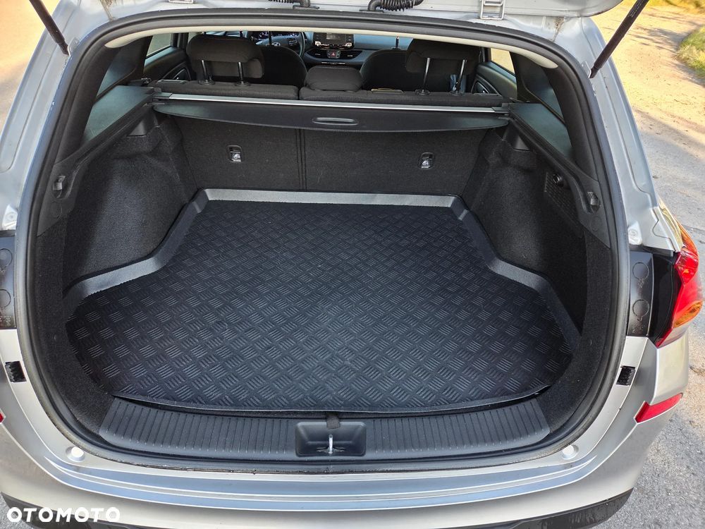 Hyundai i30 - 12