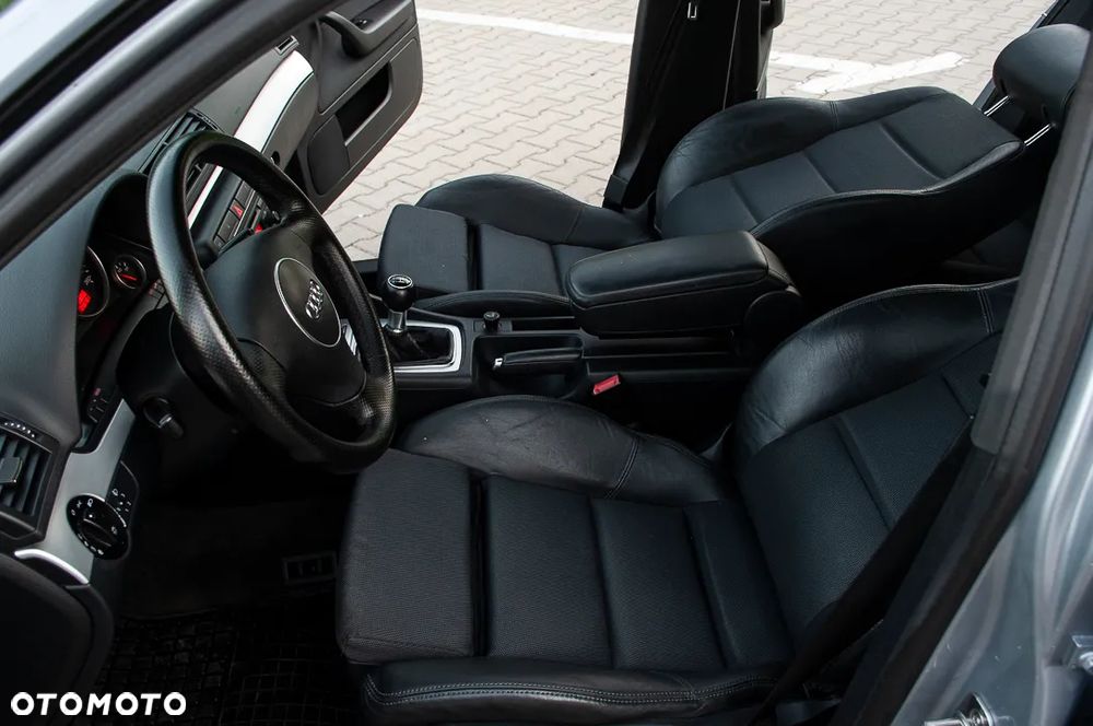 Audi A4 Avant 1.8 T - 35