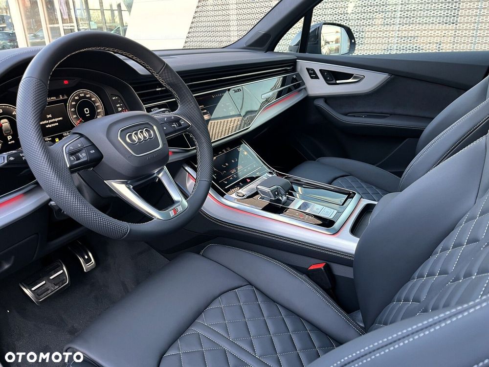 Audi Q7 - 16