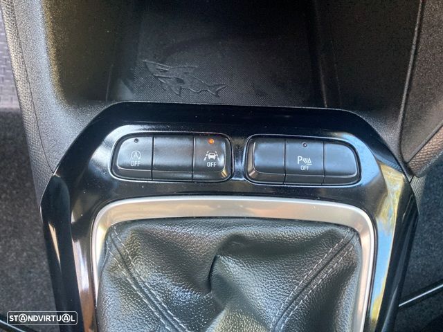 Opel Corsa 1.5 S&S GS Line - 32