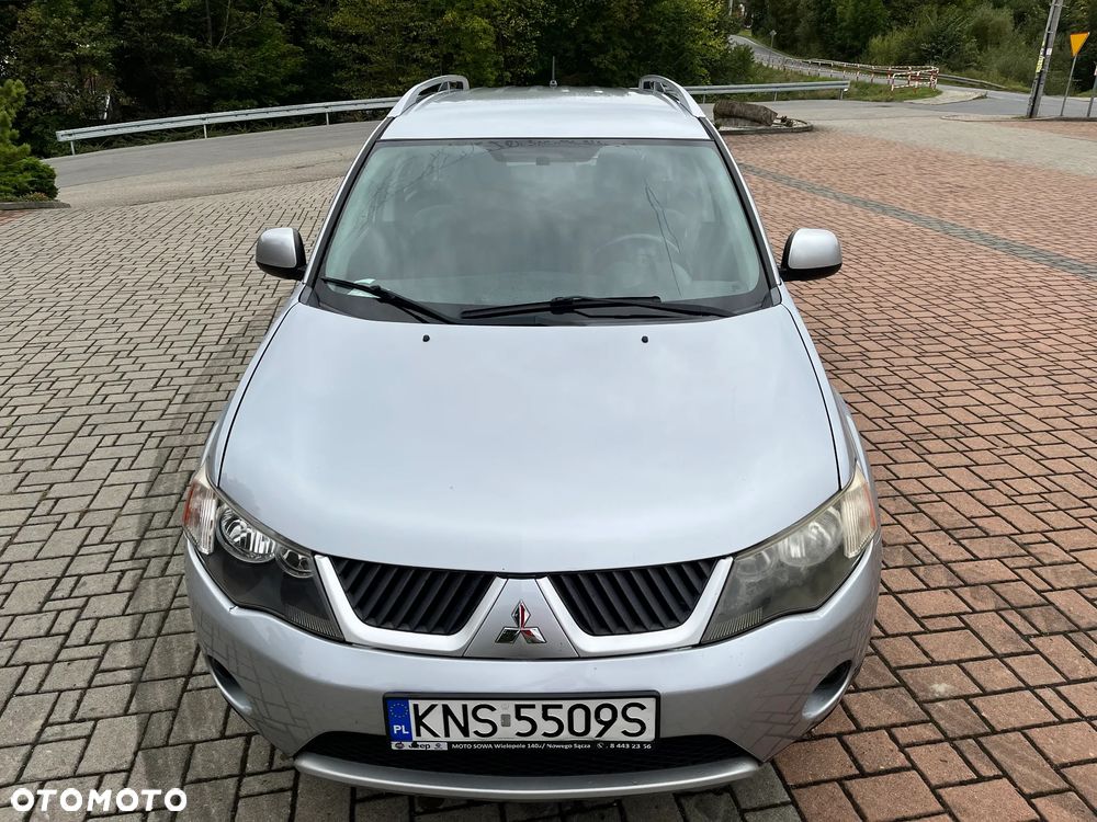 Mitsubishi Outlander 2.0 DID Intense + - 16