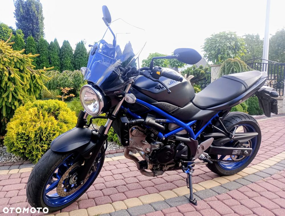 Suzuki SV - 4