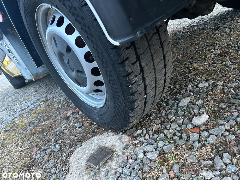 Mercedes-Benz Sprinter - 16