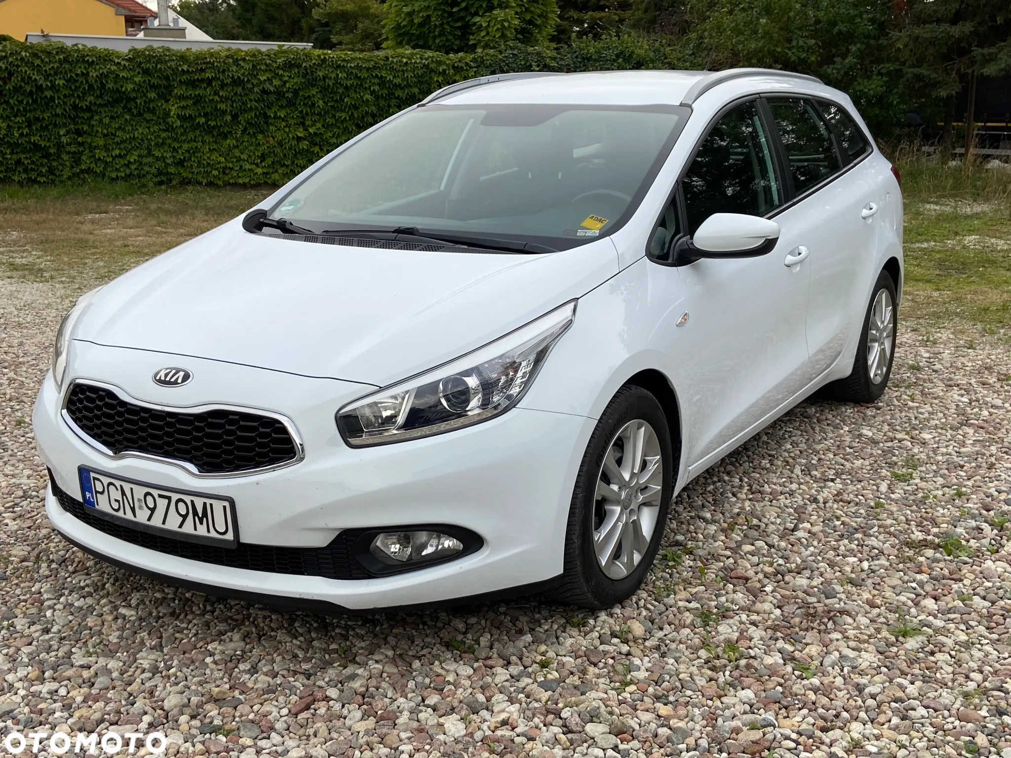 Kia Ceed - 12