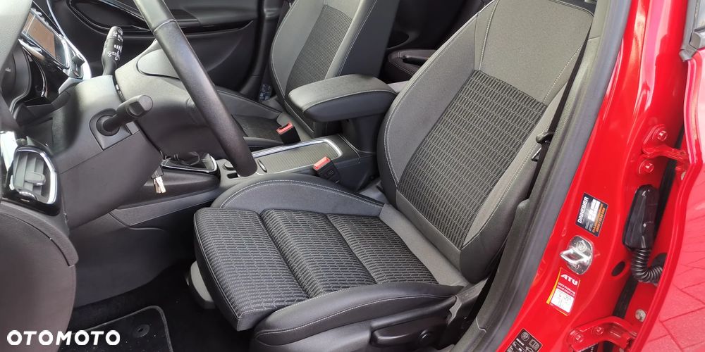 Opel Astra 1.2 Turbo GS Line - 28