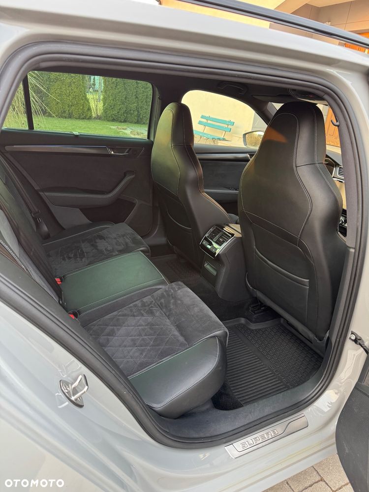 Skoda Superb 2.0 TSI 4x4 Sportline DSG - 7