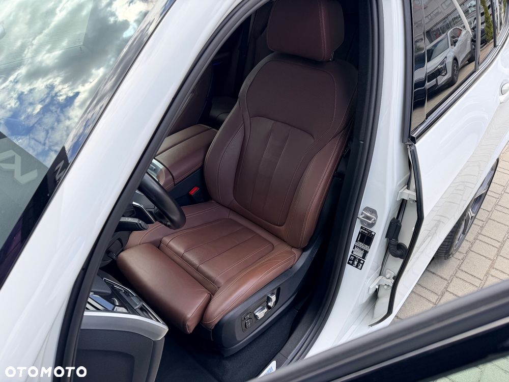 BMW X5 xDrive25d sport - 37