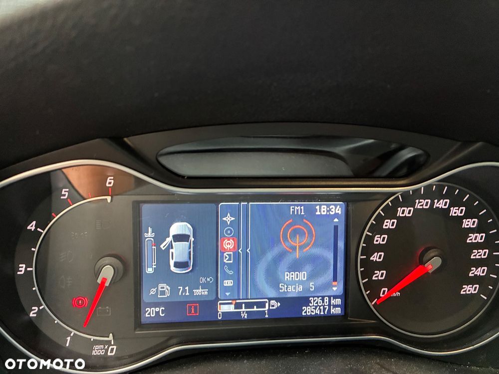 Ford Mondeo - 16