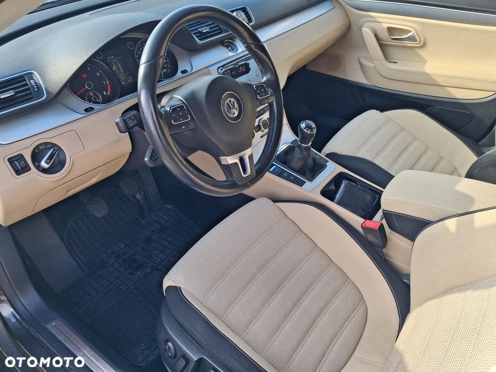 Volkswagen CC - 22