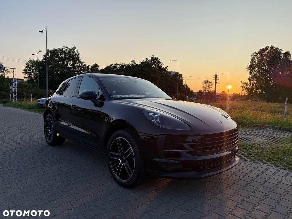 Porsche Macan Standard - 4