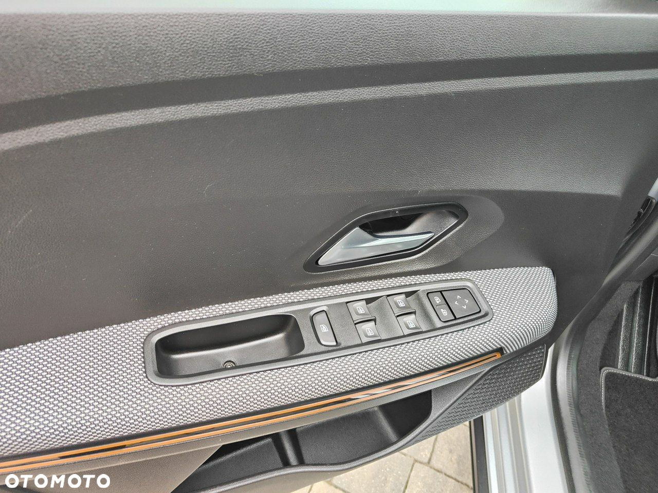 Dacia Sandero Stepway TCe 100 Celebration - 18