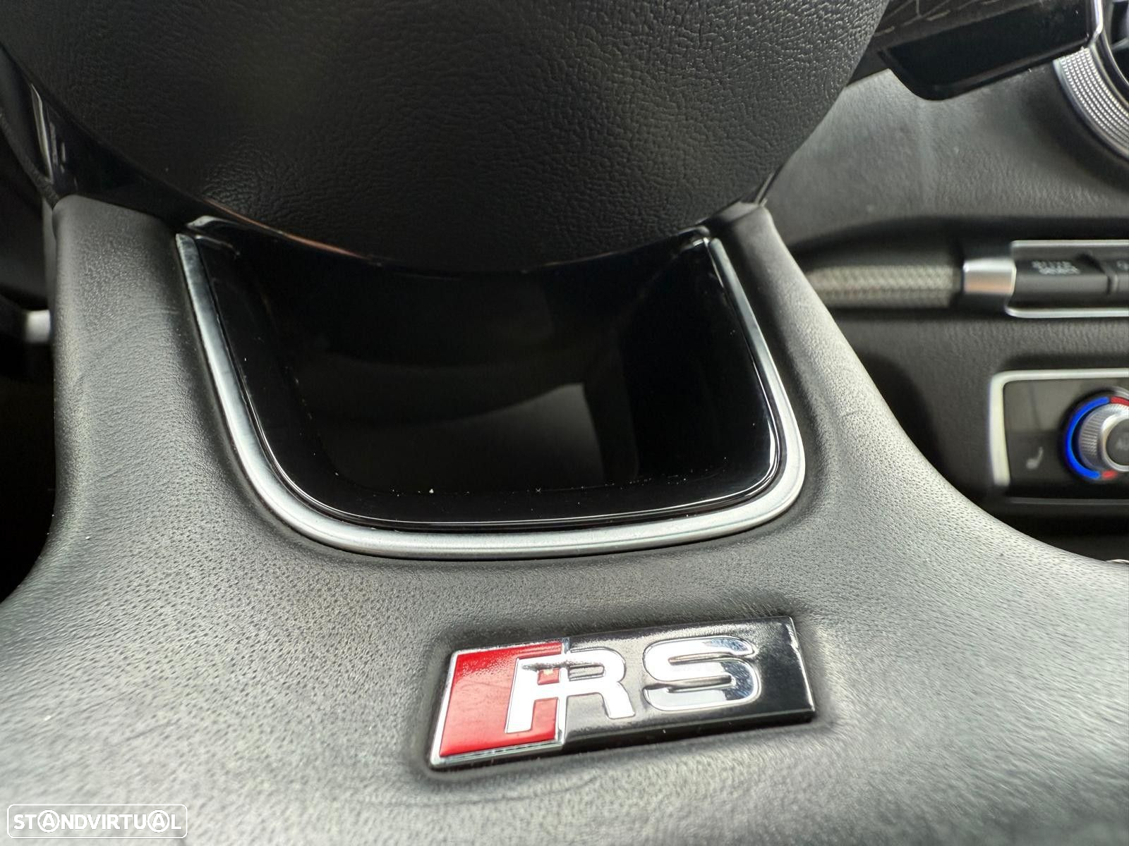 Audi RS3 Sportback 2.5 TFSI quattro S tronic - 36