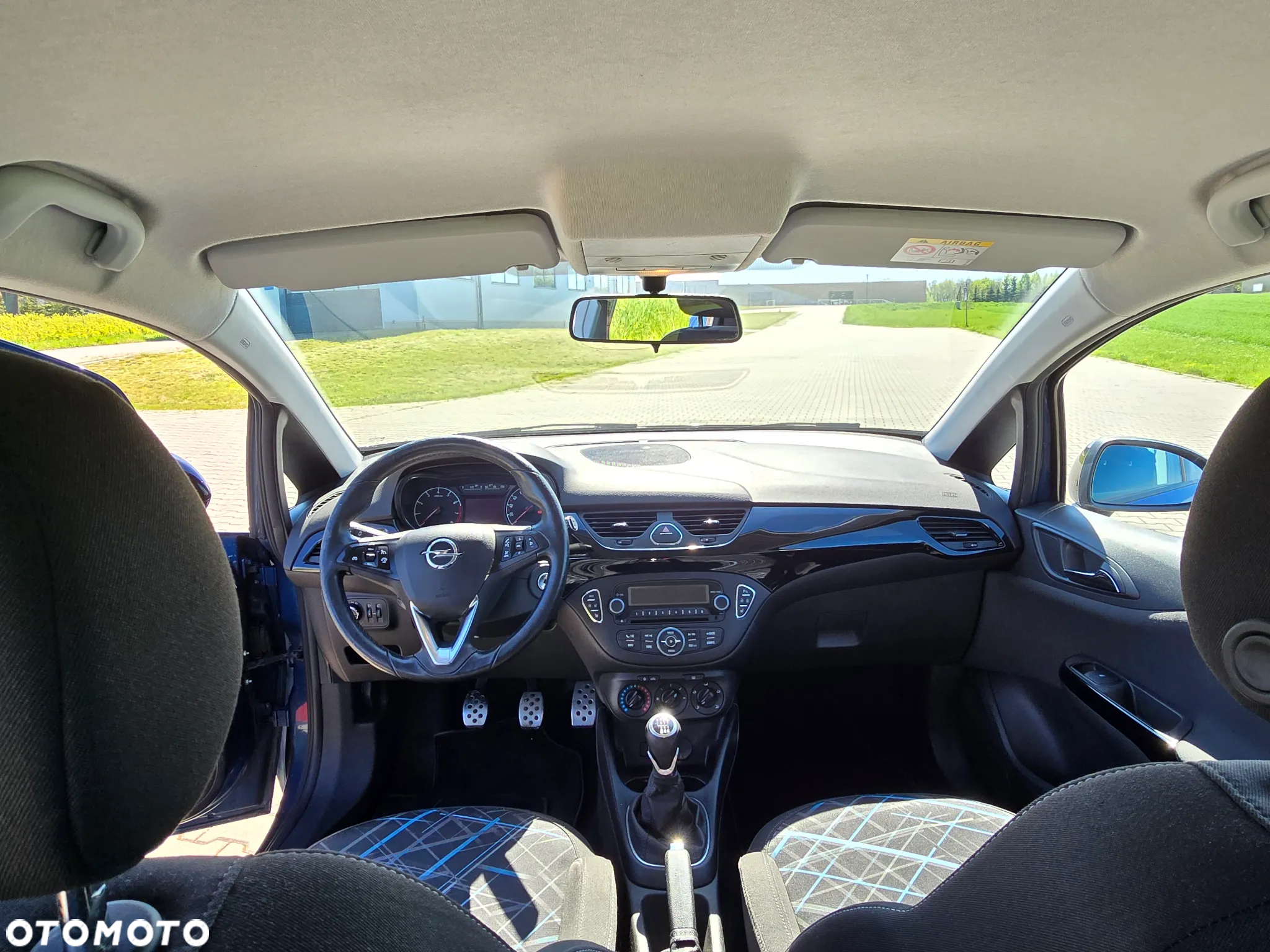 Opel Corsa 1.4 16V Cosmo - 7
