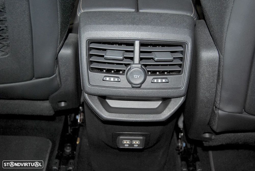 Peugeot 3008 1.6 Hybrid GT e-EAT8 - 21