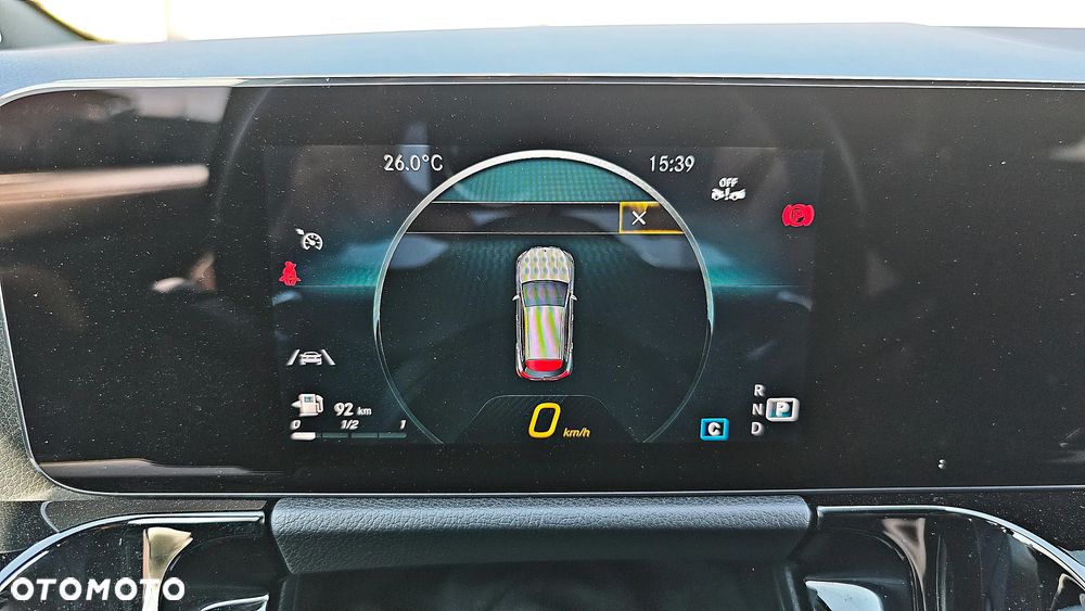 Mercedes-Benz GLA 200 d 8G-DCT AMG Line - 37