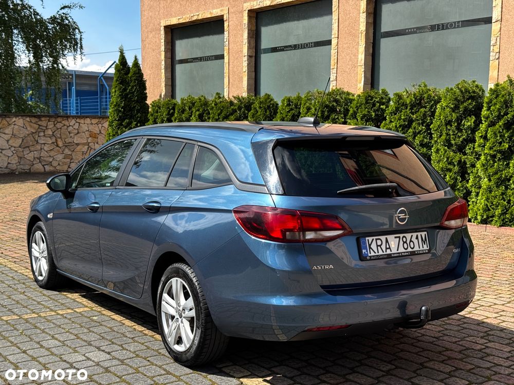 Opel Astra 1.6 CDTI Cosmo - 8