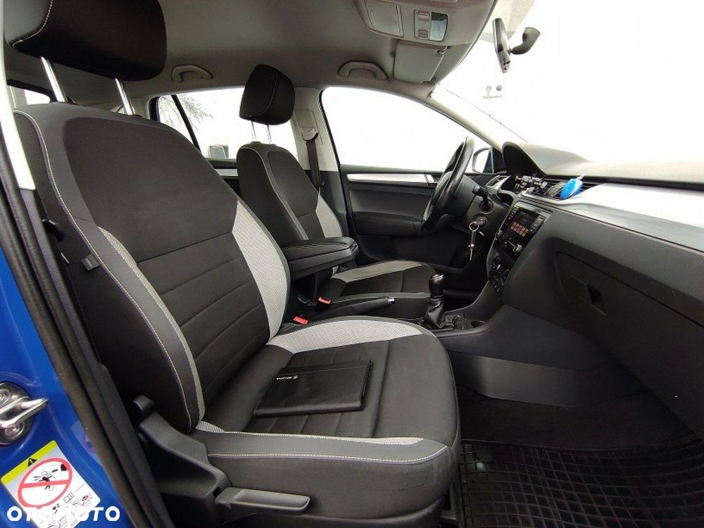 Skoda RAPID - 14