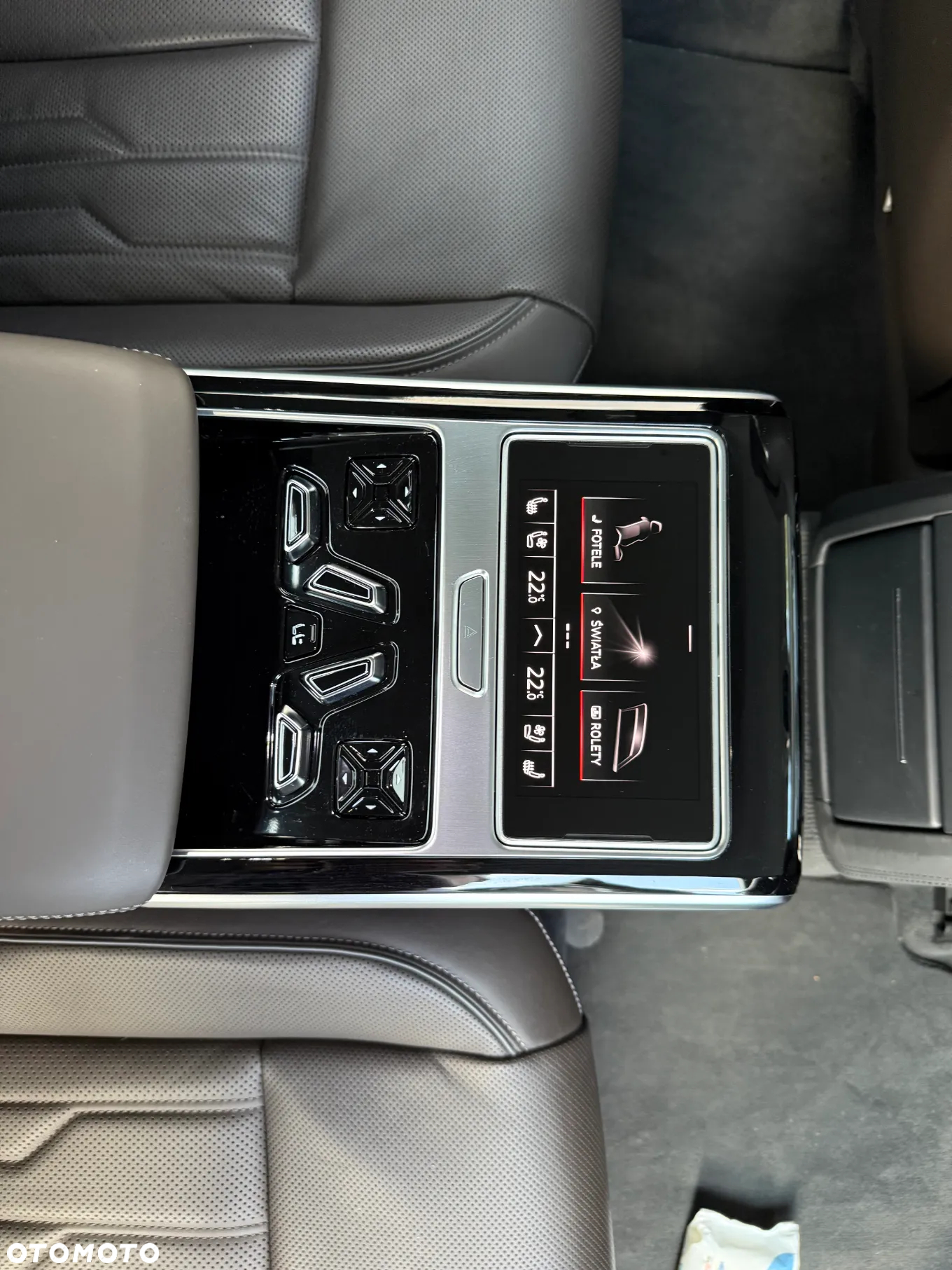 Audi A8 - 36